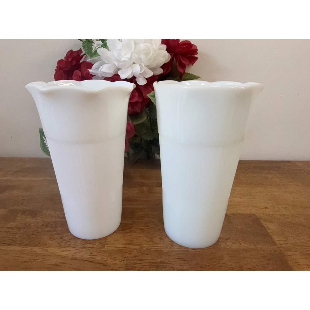 Vintage‎ Ribbed Milk Glass Vase Mid-Century White Flared Top Vase Wedding Decor